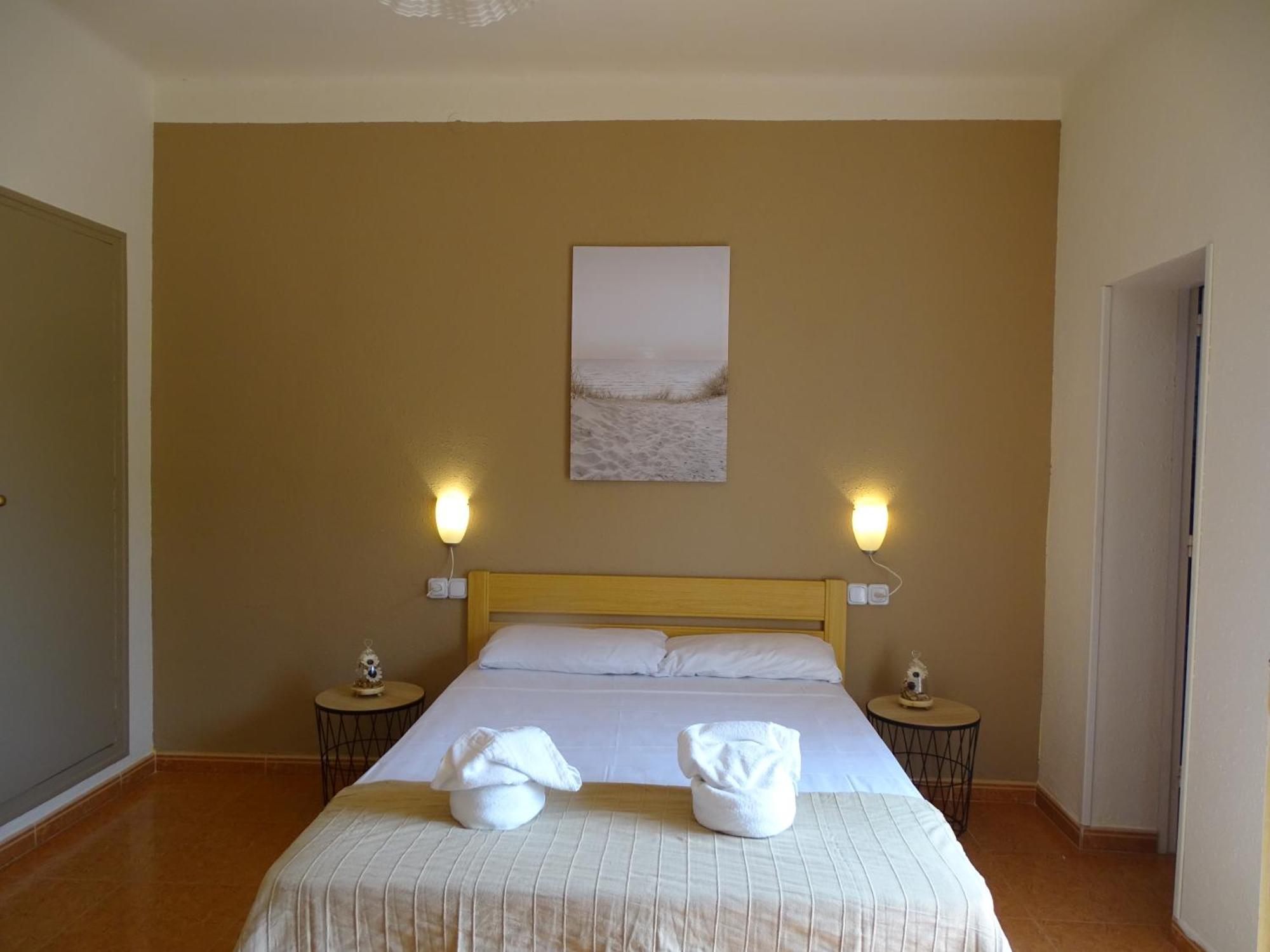 Hostal Lleida Segur de Calafell Esterno foto